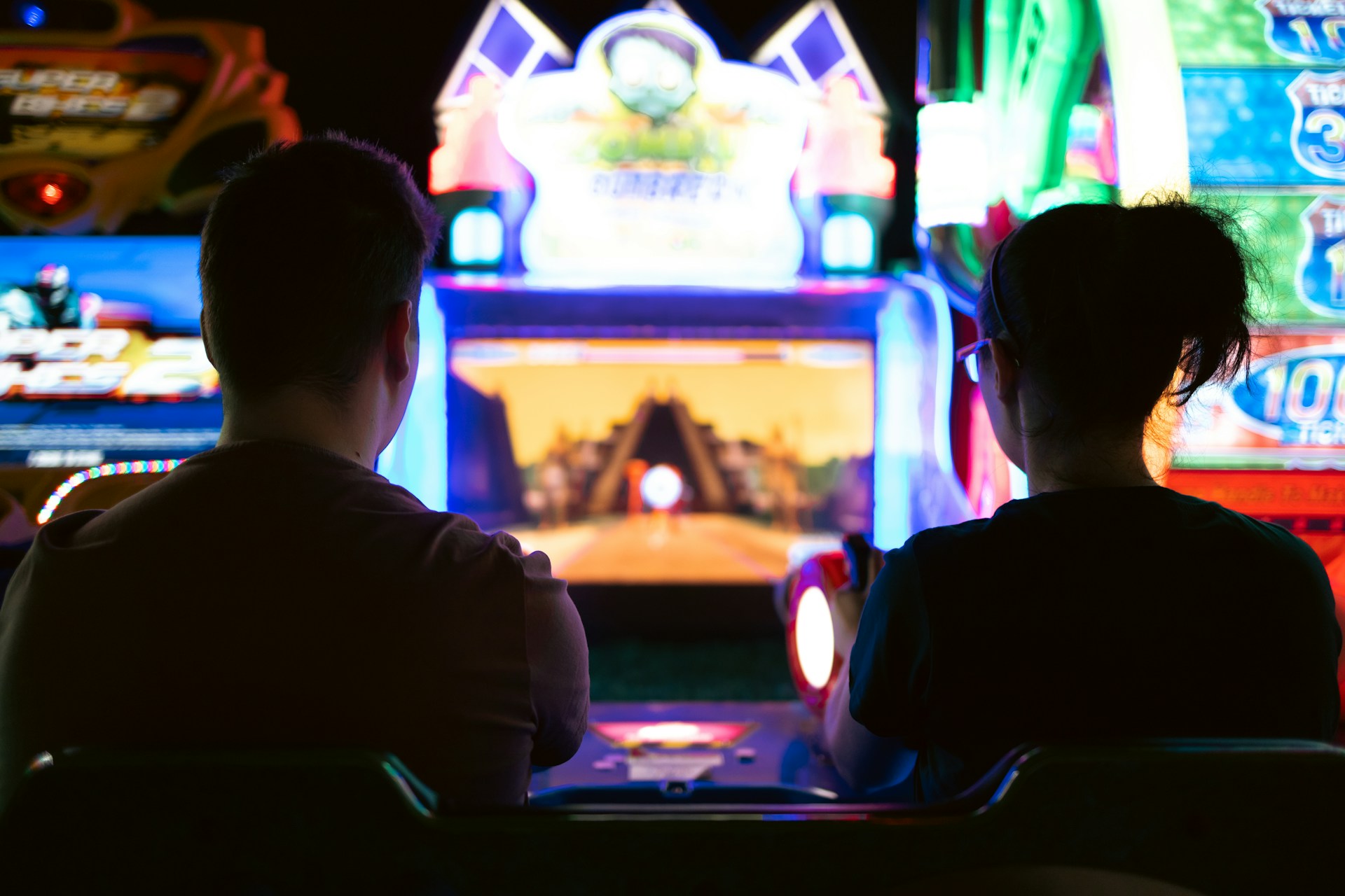 Two people playing a game together online, represented by connecting lines.